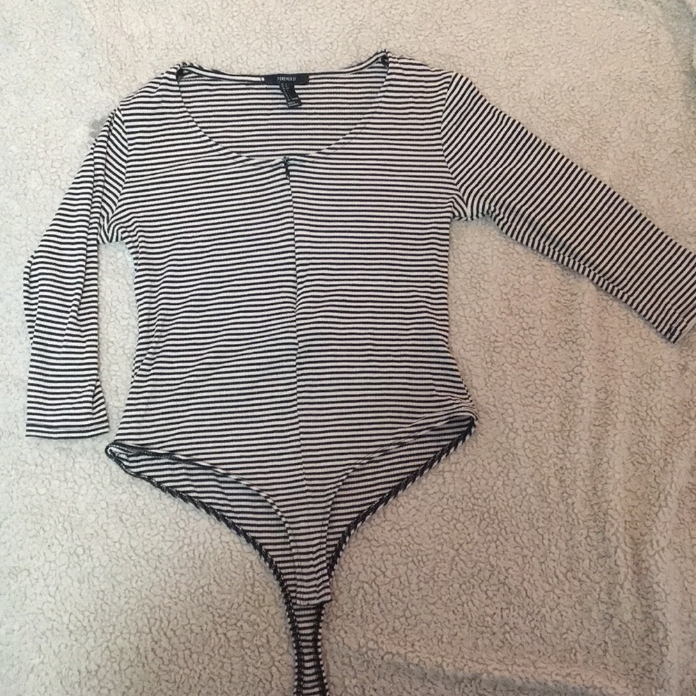 Long sleeve stripped body suit